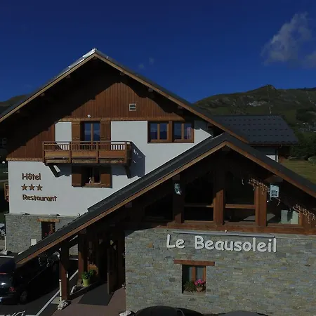 ホテル Chalet-hotel Le Beausoleil, The Originals Relais Fontcouverte-la-Toussuire