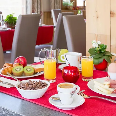 Chalet-hotel Le Beausoleil, The Originals Relais 3* Fontcouverte-la-Toussuire