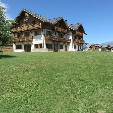 Chalet-hôtel Le Beausoleil, The Originals Relais Hotel Fontcouverte-la-Toussuire